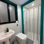 Chic & Cheerful - 2 Bedroom In St Julians アパート *
