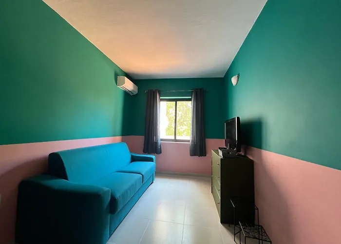 Appartamento Chic & Cheerful - 2 Bedroom In St Julians *